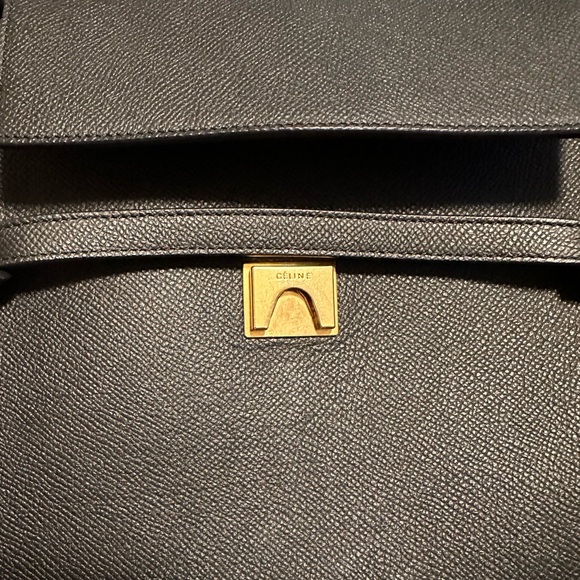 MINI BELT BAG IN GRAINED CALFSKIN
BLACK - Picture 3 of 7